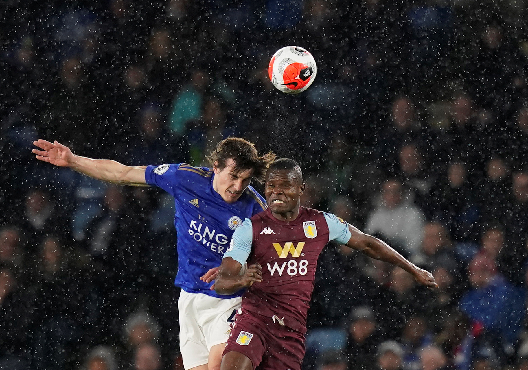 班凯罗：关于犯规我和裁判看法不同 这轮系列赛没什么精神胜利可言