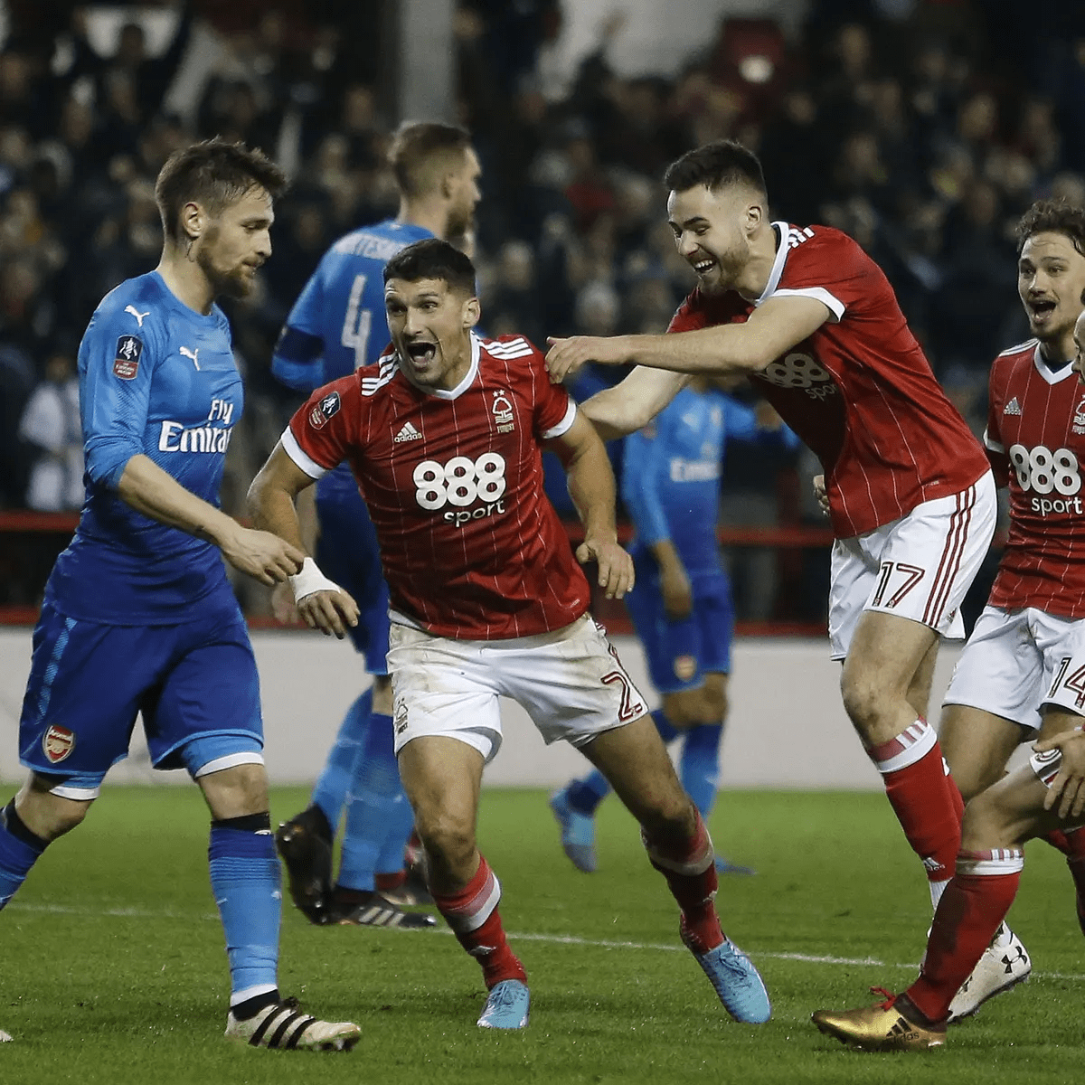 主教练在赛 主教练在赛